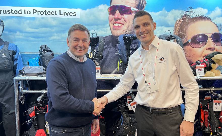 Crewsaver joins forces with Sea Angling classic